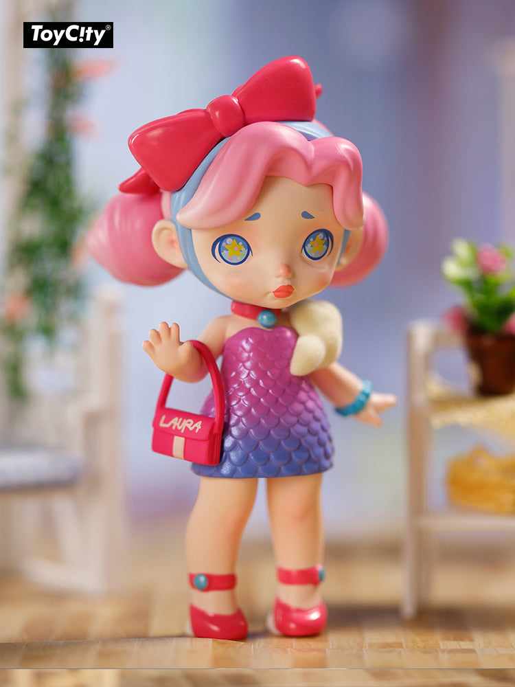 LAURA - Fashion Trendsetter Series