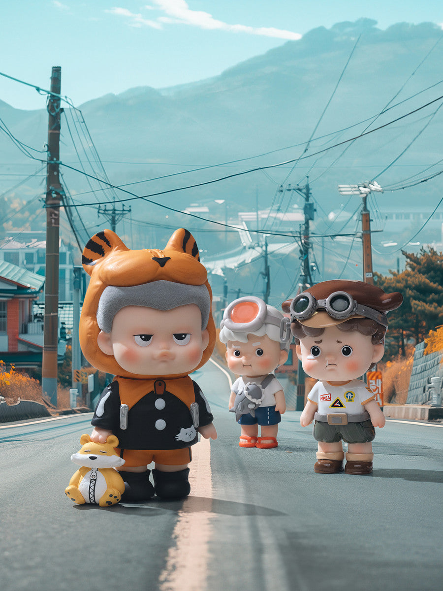LITTLE TEAM - Sweet Time In Iron Lane