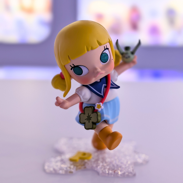 Hand in Hand Series Figures