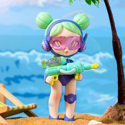 LAURA- Pool Fight