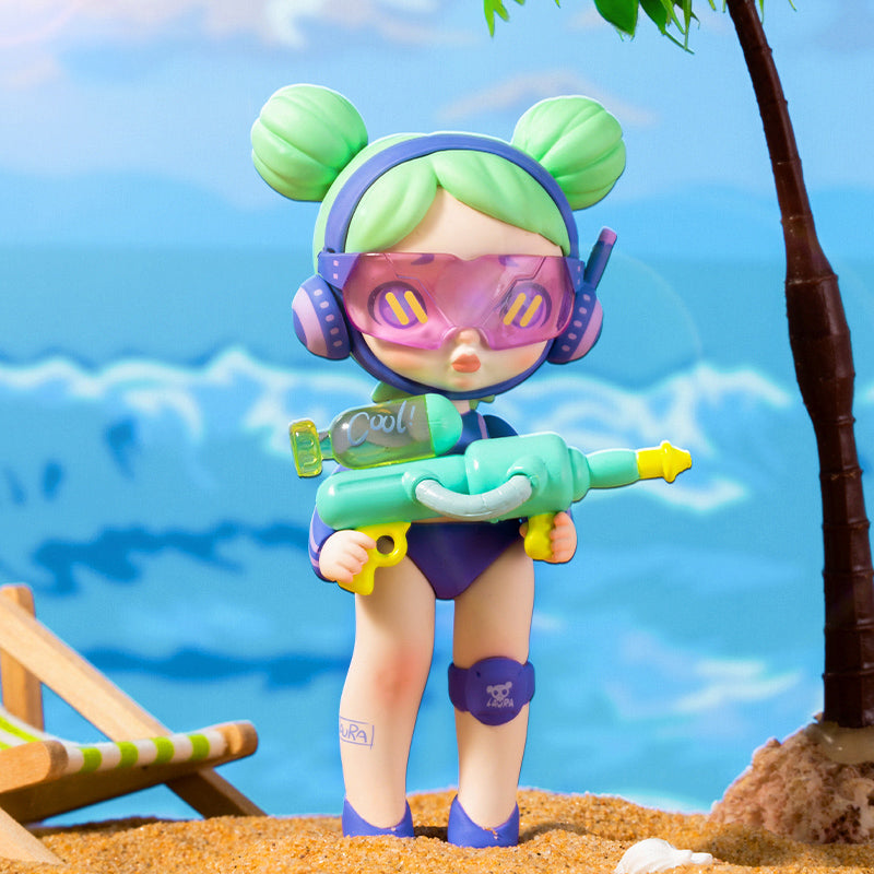 LAURA- Pool Fight