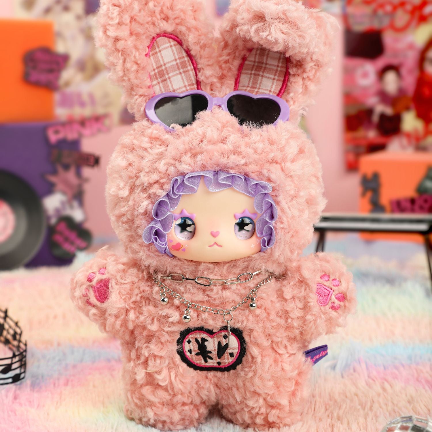 LOVELY EMMA - Punk Era Series